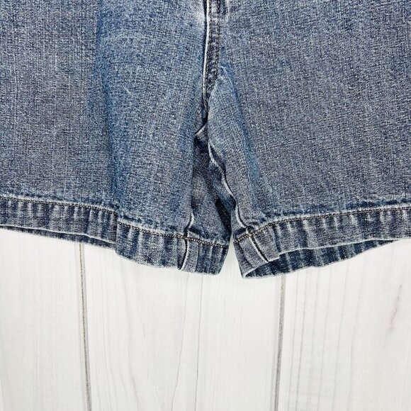 Sonoma Womens Bermuda Denim Shorts Mid Rise Double Snap Size S (30x5) - Picture 4 of 8